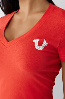 CRYSTAL WORLD TOUR V NECK TEE, image 4