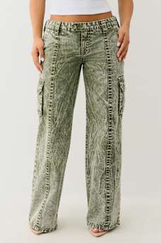 BOBBI LOW RISE BIG T RELAXED CARGO PANT, image 3