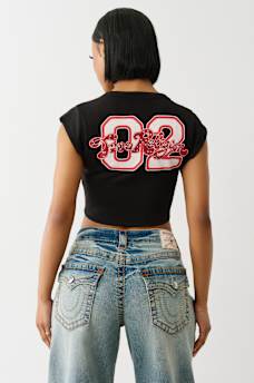 CRYSTAL LOGO NOTCH BABY TEE, image 6