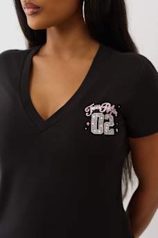 CRYSTAL SPORTY V NECK TEE, image 6