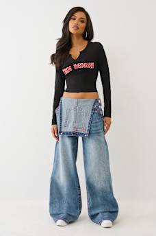 CRYSTAL APPLIQUE V NOTCH LONG SLEEVE TEE, image 3