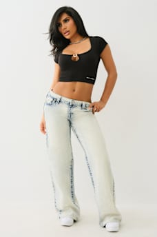 SEAMLESS KEYHOLE HORSESHOE CHARM BABY TEE, image 3