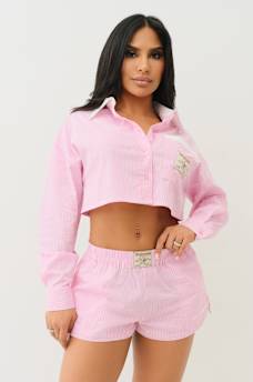 PINSTRIPED BUTTON DOWN CROP SHIRT