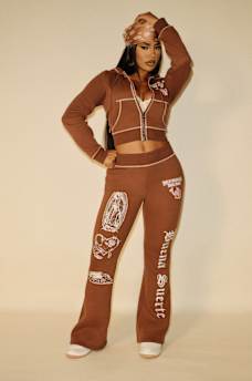 TRUE RELIGION X BELLA DOÑA MID RISE BOOTCUT SWEATPANT, image 2
