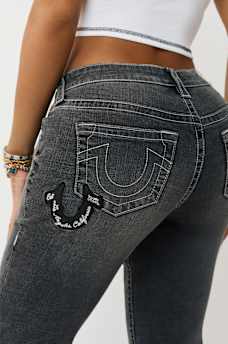 JEANS CORTE DE BOTA BECCA DE TIRO MEDIO CON APLIQUE, image 5