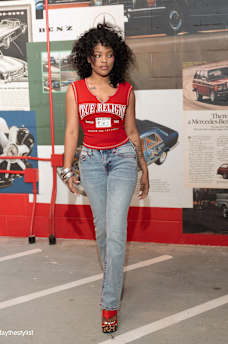 BILLIE MID RISE BIG T STRAIGHT JEAN, image 1