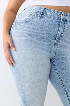 PLUS BECCA MID RISE ARCHED LOGO  BOOTCUT JEAN