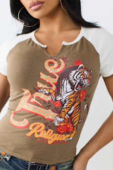 CONTRAST RAGLAN NOTCH BABY TEE