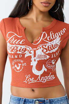 CAMISETA ACANALADA CL&Aacute;SICA CON HENDIDURA