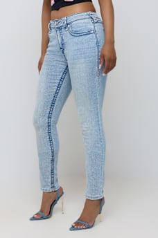 JENNIE MID RISE SUPER T CURVY SKINNY JEAN
