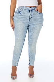 PLUS JENNIE MID RISE SUPER T CURVY SKINNY JEAN