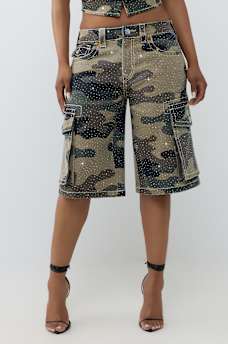 CAMO CARGO BIG T FLAP JORT