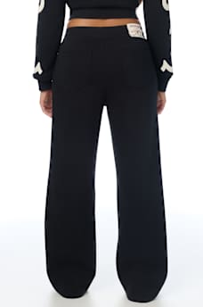 APPLIQU&Eacute; MID RISE STRAIGHT LEG SWEATPANT