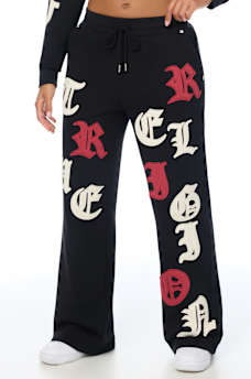 APPLIQU&Eacute; MID RISE STRAIGHT LEG SWEATPANT