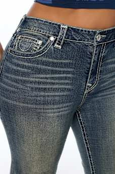 PLUS BILLIE MID RISE BUDDHA POCKET SUPER T STRAIGHT JEAN
