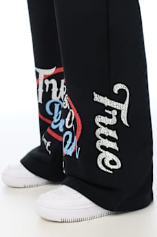 EMBROIDERED MID RISE WIDE LEG SWEATPANT