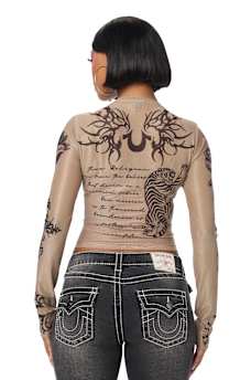 SCOOP NECK TATTOO LONG SLEEVE TOP
