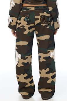 APPLIQU&Eacute; CAMO LOW RISE STRAIGHT LEG SWEATPANT