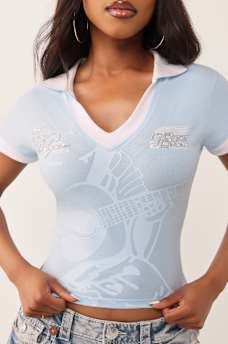 CAMISETA DEPORTIVA CON CUELLO Y ESPALDA ABIERTA, image 1