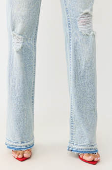 BECCA MID RISE BOOTCUT JEAN