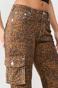 LEOPARD CARGO CURVY CAPRI