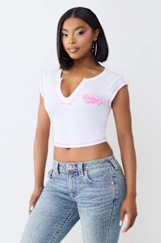 CRYSTAL ICE CREAM RIBBED NOTCH TEE