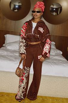 ALLOVER PRINT CRYSTAL BIG T BAGGY SWEATPANT