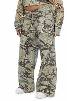 BEDAZZLED CAMO CARGO WIDE LEG BAGGY SWEATPANT