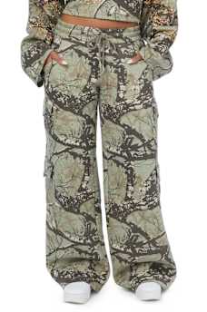BEDAZZLED CAMO CARGO WIDE LEG BAGGY SWEATPANT