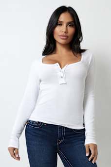 RIBBED METALLIC LOGO HENLEY TEE, image 2