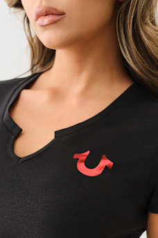 TRI LOGO NOTCH BABY TEE, image 6
