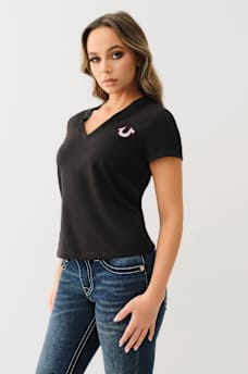 TROPICAL DENIM HORSESHOE V NECK TEE, image 4