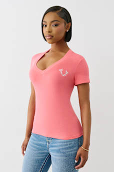 CRYSTAL WINGED HORSESHOE V NECK TEE, image 4