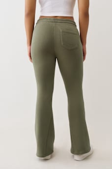 PANTALONES DEPORTIVOS ACAMPANADOS CON COSTURA TORCIDA, image 5