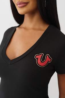 SCRIPT LOGO V NECK TEE