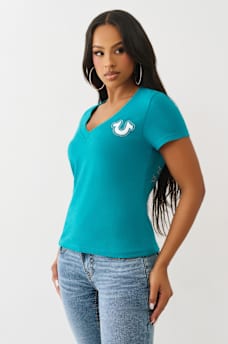 SCRIPT LOGO V NECK TEE, image 4