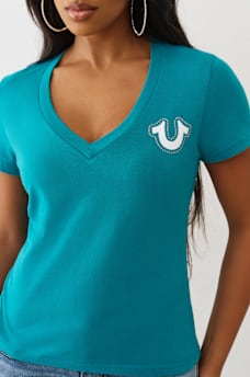 SCRIPT LOGO V NECK TEE, image 6