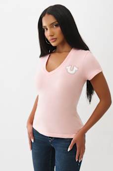 SCRIPT LOGO V NECK TEE, image 4