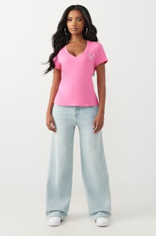 CRYSTAL HORSESHOE V-NECK TEE, image 3