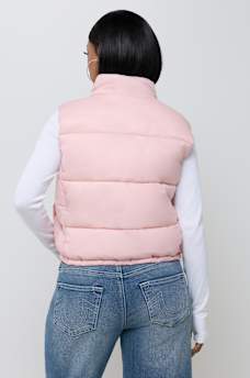 CHALECO ACOLCHADO CON ESTAMPADO INTEGRAL