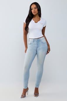 JENNIE MID RISE CRYSTAL HORSESHOE FLAP CURVY SKINNY JEAN