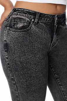 BILLIE MID RISE STRAIGHT JEAN