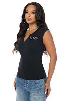 SCOOP NOTCH ANGEL TEE