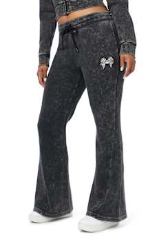 WASHED WING TWISTED FLARE SWEATPANT