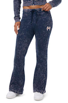 WASHED WING TWISTED FLARE SWEATPANT