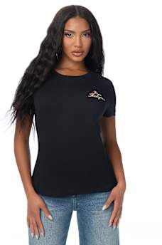 EMBROIDERED HEART CREWNECK TEE