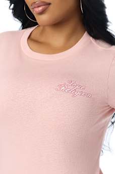 EMBROIDERED HEART CREWNECK TEE