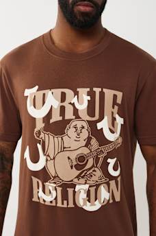 CAMISETA GR&Aacute;FICA CON ESTAMPADO EN RELIEVE DE VARIAS HERRADURAS