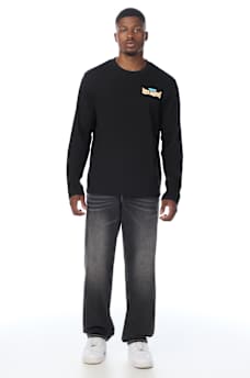 WORLD TOUR LONG SLEEVE CREWNECK TEE