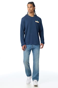 WORLD TOUR LONG SLEEVE CREWNECK TEE